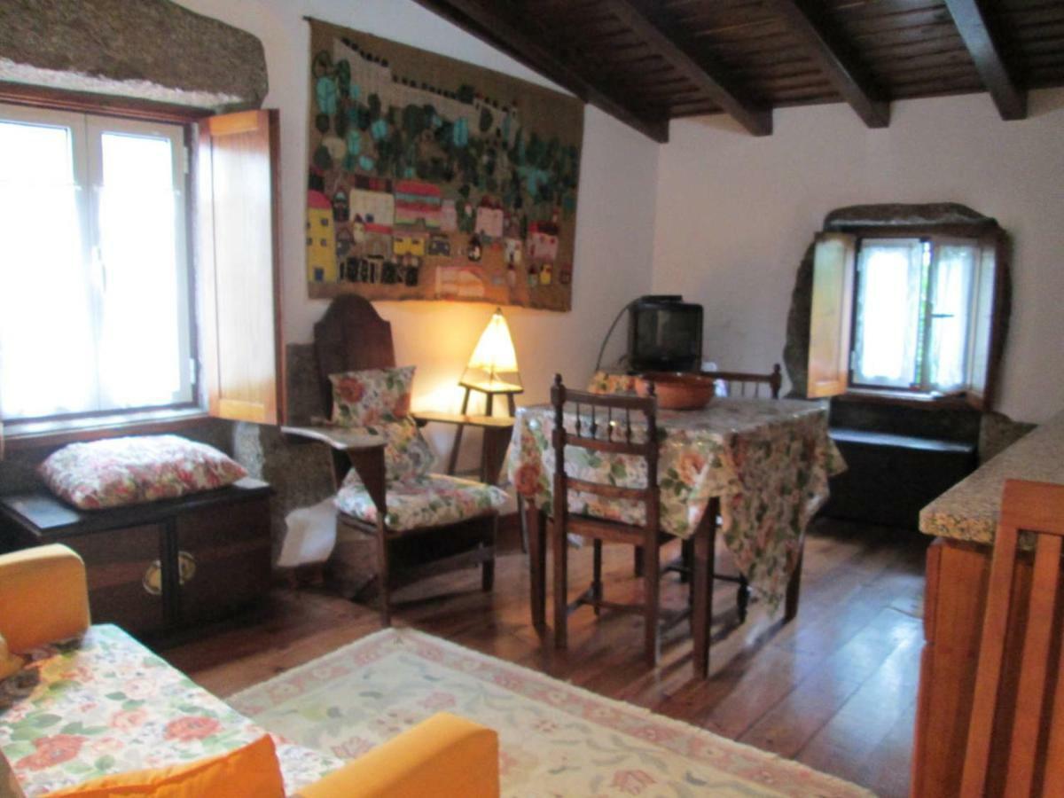 Villa Casinha à beira ribeirio à Manteigas Extérieur photo